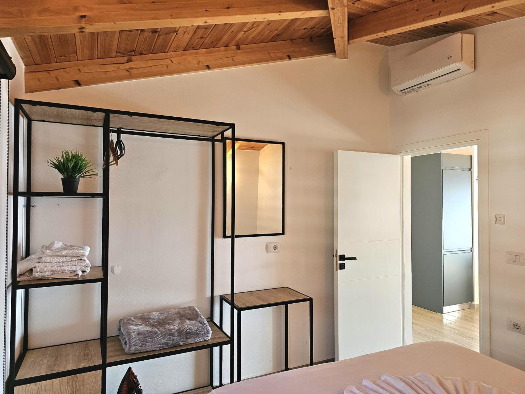 Villa Arta Apartments ซารานเดอ ภายนอก รูปภาพ